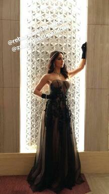 IN PICS: EX Bigg Boss contestant Elli AvrRam looks STUNNINGLY GORGEOUS as she walks the ramp at Mysore Fashion Week!