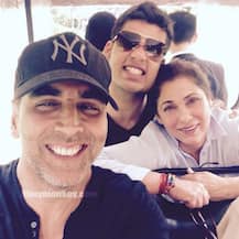 Akshay Kumar with Dimple Kapadia in brother-in-law Karan's debut film!