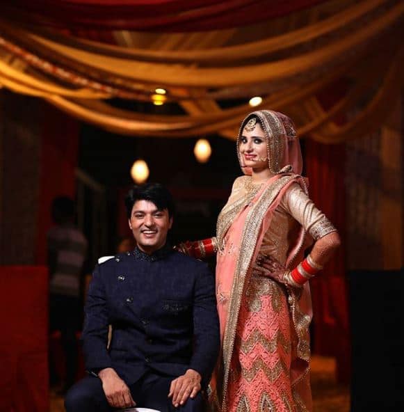 Anas' wife Heena was looking absolutely gorgeous in coral pink lehenga with lots of gold zari work whereas the TV actor was looking dapper in black. (Photo: Instagram)