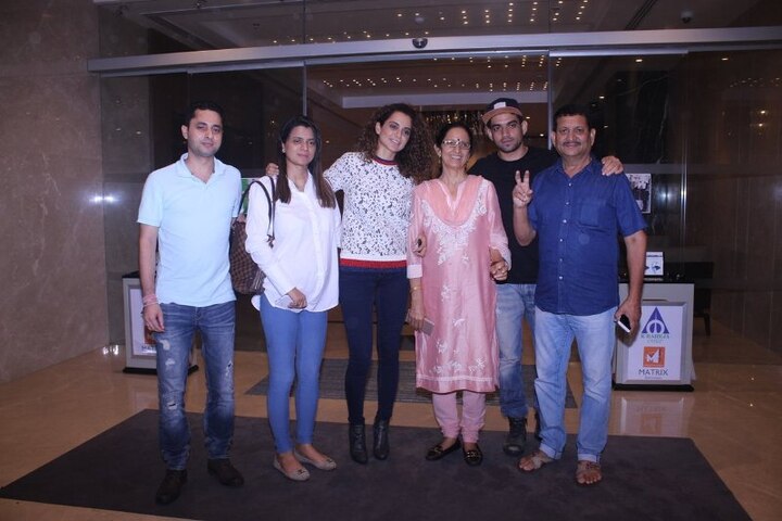 From the past few days, the actress has been hitting the headlines over her bold interviews blasting Hrithik Roshan and other actors