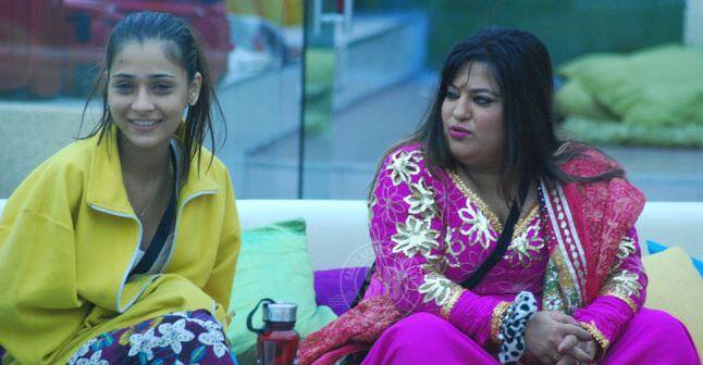 Best known for her powerful character of 'Sadhna' in Star Plus' hit show 'Bidaai' where she played younger sister to actress Parul Chauhan, Ssara also participated in reality show 'Bigg Boss' season 4 where she survived for 10 weeks. Previous(Photo: Web)