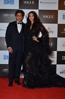 Vogue Women of the Year 2017: Aishwarya kisses Ujjwala Raut; SRK strikes the 'vogue pose'!