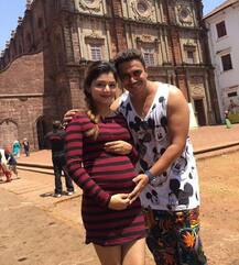 'Diya Aur Baati Hum' actress Pooja Sharma shares FIRST PICS of her baby girl & REVEALS her NAME 'Viyana'!