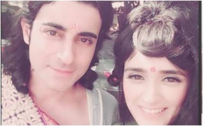 In June this year, there were reports that 40-year-old Gautam, who is dating his 20-something 'Suryaputra Karn' co-star Pankhuri Awasthy, has proposed marriage to her and the two will soon tie the knot with each other. (Photo: Instagram)
