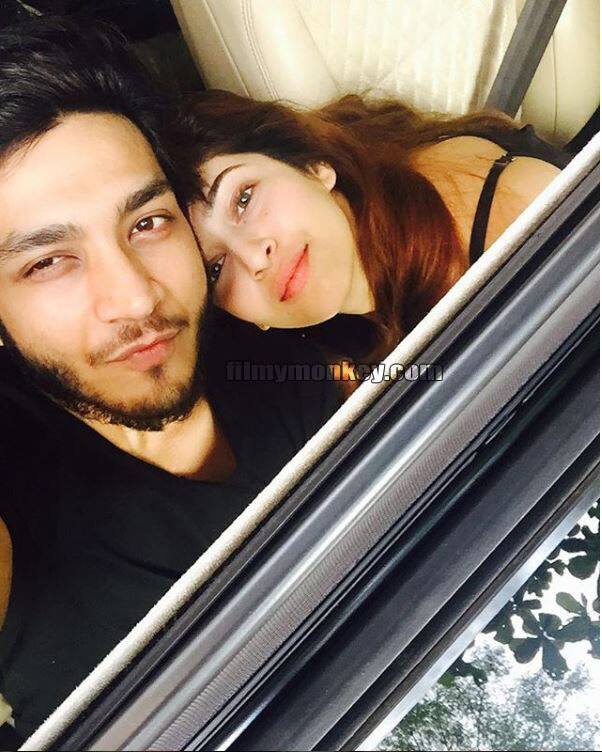 Sonarika has been in news for her bikini pictures she was trolled for and her affair with this hot young man Vikas Parashar. [The two posing here adorable on Valentine's day 2017]