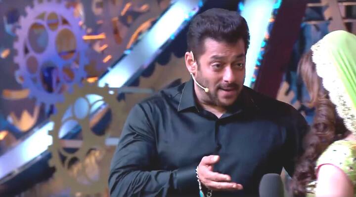 Both are now confirmed to be participating Salman Khan's 'BB 11' and it is being reported that the two indeed pick up yet another fight right before the host during Grand Premiere of the show. (Pic: Colors)