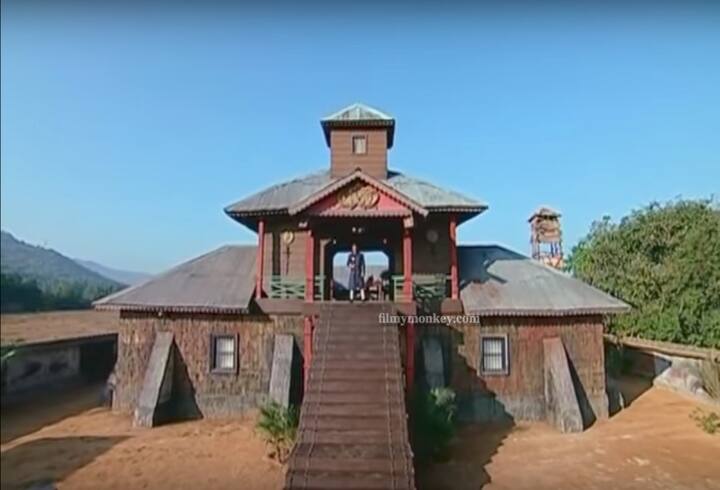 Launched in March 2009, show began with 18 contestants chosen from all over India and the set was put up on the Mango Island in Karwar, Karnataka.