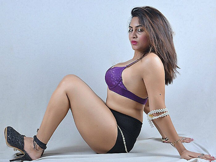 700px x 525px - BOLD PICS of Bigg Boss 11 contestant Arshi Khan who once claimed ...