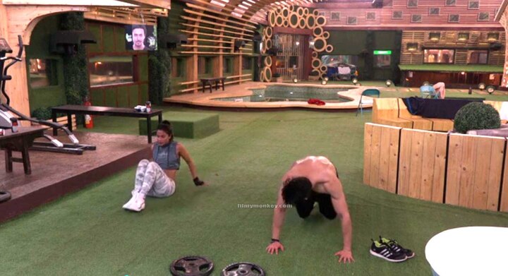 The good looking actress and the 'Splitsvilla'-'Roadies' hottie Priyank spent extended time on their workout together on their first morning in the house leaving the whole house wondering! Vikas says 