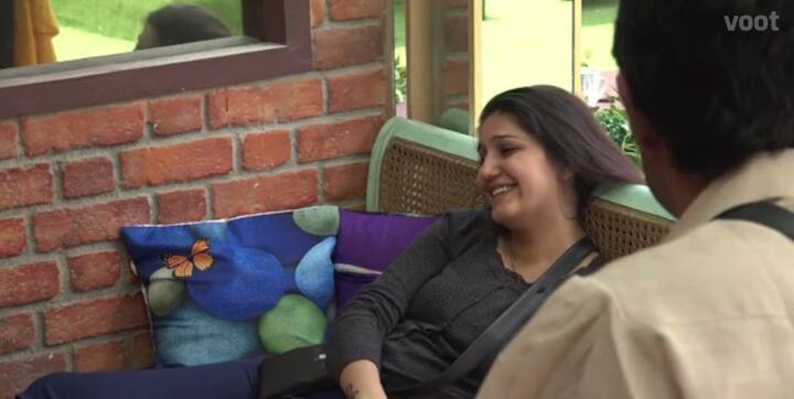 Hmm...do you think that Sapna's will be able to survive for a long time in 'Bigg Boss 11'? Do tell us in the comments section below! (PIC CREDIT: Voot)