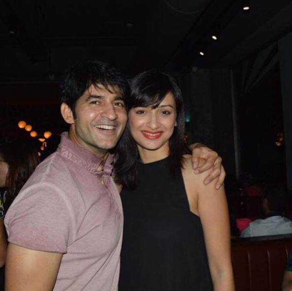 Yes, you read that right! Hiten was married for 11 months to someone else before Gauri. (Photo: Instagram)