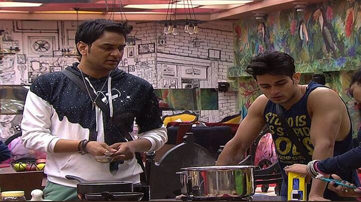 According to the 'sources' of KRK, vVikas and Priyank are in a relationship with each other and he called them boyfriends in 
his tweet. (Photo: Colors)