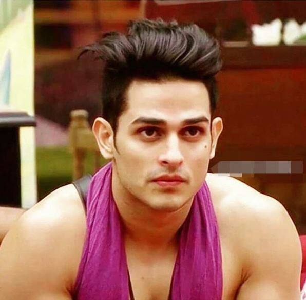 BOC reports that Priyank even slapped Aakash and that too not once but twice. Soon after he was thrown out of the house straightaway.