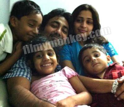 Salman on the other hand while announcing the eliminated contestant's name on Sunday, said, Zubair is evicted and i hope that he reunites with his children! (That's what Zubair had claimed to be his sole purpose of joining BB 11) [To see More Pics of Zubair with Bollywood Stars and his family, visit filmymonkey.com]