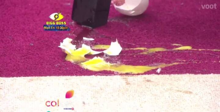 In anger, he will thrown eggs on the floor and this move of Vikas didn't get down too well with housemates as all of them can only have a fixed amount of food to survive in the show. [PIC CREDIT: Voot]