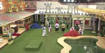 Bigg Boss 11: Team Red WINS the luxury budget task; Hina, Vikas & other team members become CAPTAINCY contenders!