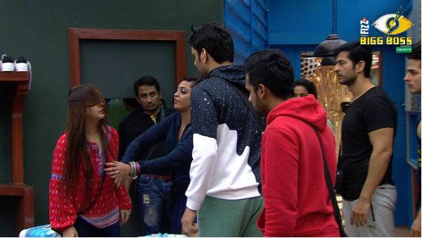 According to an entertainment portal, Bigg Boss 11 enemies Shilpa Shinde and Vikas will be seen gelling up like old good friends. [PIC CREDIT: COLORS]