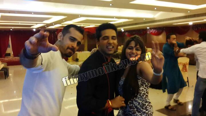 Here are some more unseen pictures from Puneesh's wedding that also turned out to be the reunion of 'Sarkaar Ki Duniya' contestants, the show that Puneesh had won winning the price money of 1 crore. (Pic: Instagram)