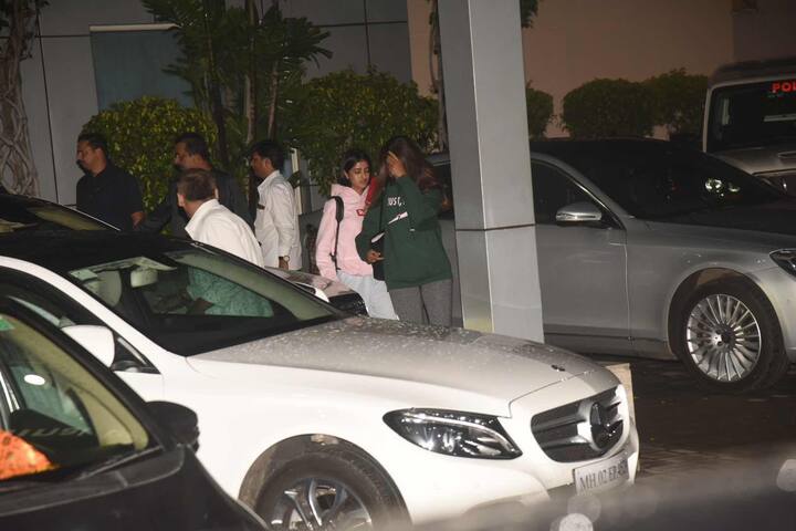 A popular daily quoted a source saying that Abhishek, Aishwarya and Shweta arranged a special midnight bash to ring in Big B's birthday. 