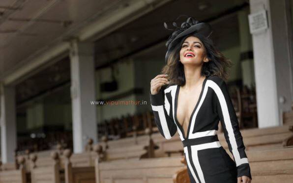 No wonder the she is going to create waves with this photo-shoot! 
