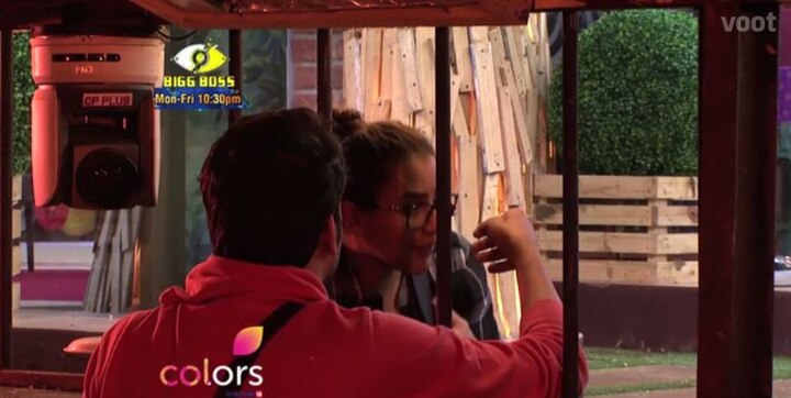 When Shilpa came, Vikas said that he wants to say something to her but in her ears. (Photo: Voot)