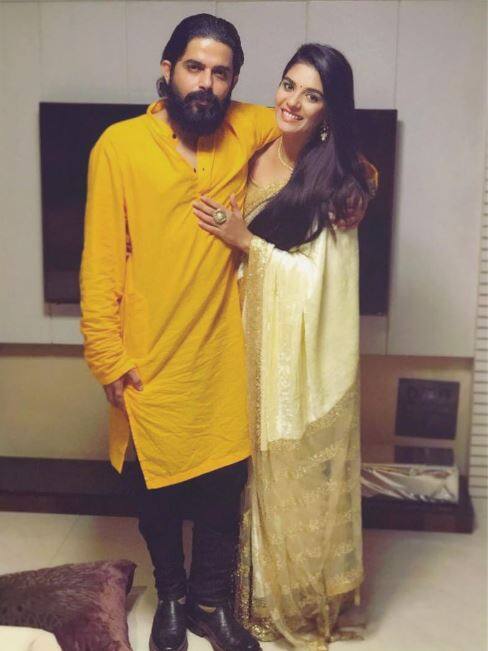 3 days before Diwali, Raj posted this picture and wrote with it -