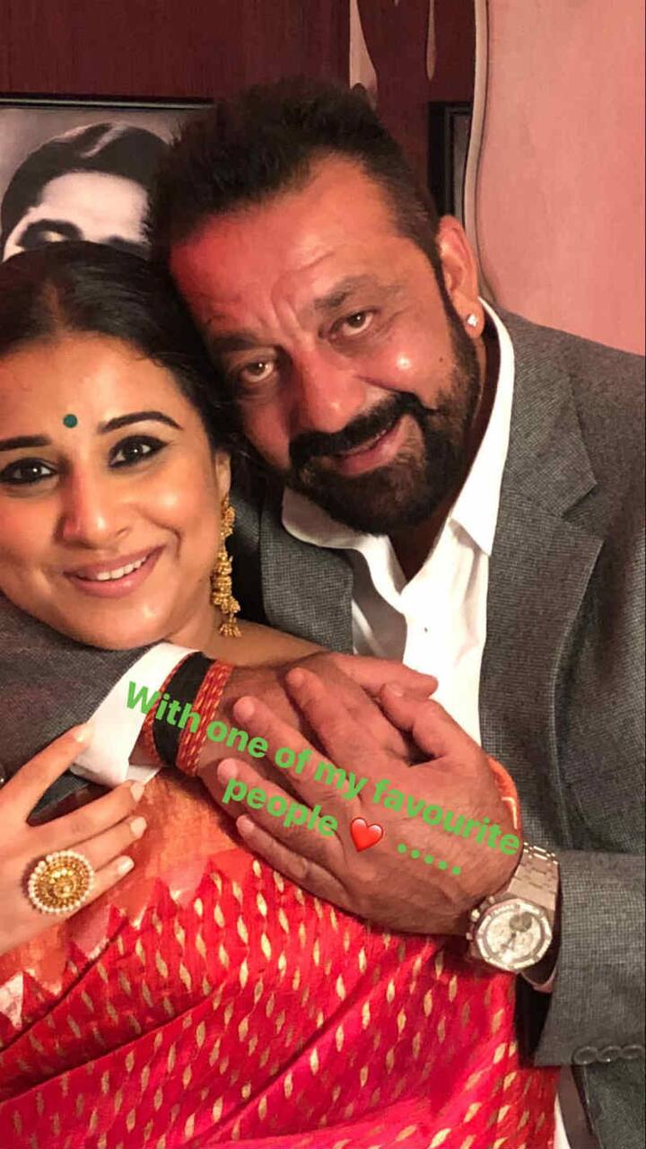 Vidya Balan shares an adorable picture with her 'Munnabhai' co-actor giving at a cute caption!