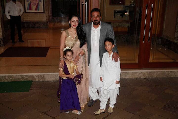 Sanjay and Maanayata with their twin kids Shahraan and Iqra