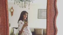 SEE PICS: Pregnant TV actress Chahatt Khanna flaunts her BABY BUMP looking fresh like a daisy!