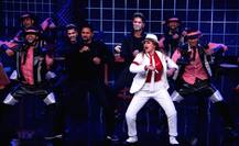 Popular Bollywood actor breaks ankle during Farah Khan's 'Lip Sing Battle' shoot!
