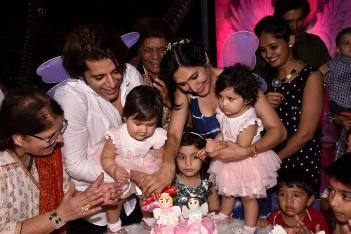 Birthday girls all set to cut their beautiful cake