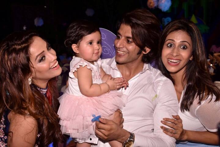 Karanvir poses with Adaa Khan and Kishwer Merchant.