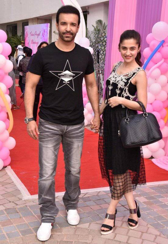 Aamir Ali & wife Sanjeeda looked gorgeous