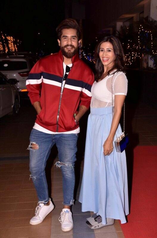 Suyaash Rai & Kishwer made a stunning couple at the bash!