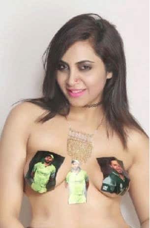 Arshi's most famous scandal is the one where she said she had an intimate relationship with Pakistani cricketing icon Shahid Afridi. She even claimed to have had sex with the Pak cricketer and took both the countries to storm over her shocking revelation! 