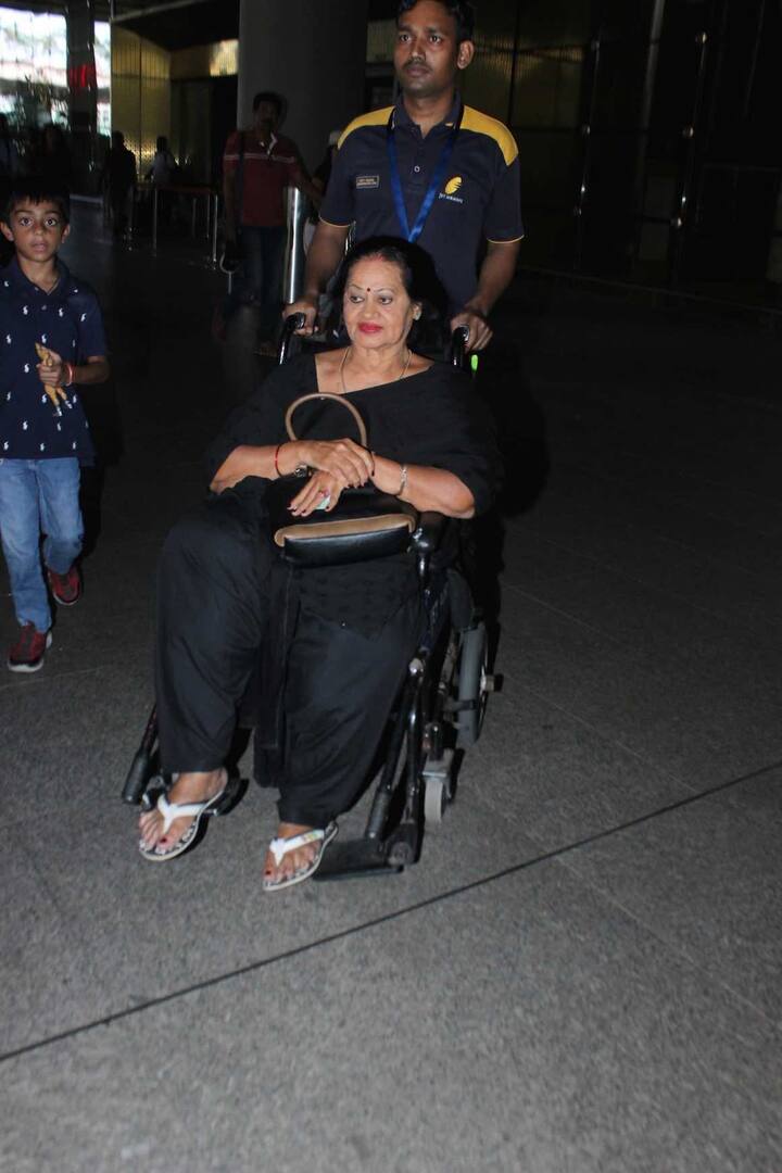 Ajay Devgn returns from Goa with kids Nysa-Yug and Mom Veena (All Pics: Manav Manglani)