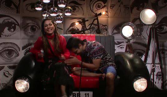 The famous Hina Khan was paired with none other than Puneesh Sharma who she has been at logger head for last one week after the latter used cuss words against her calling her even