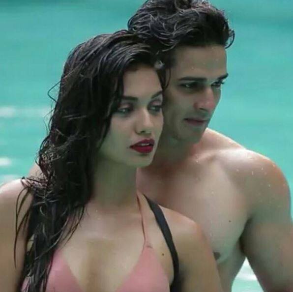There were also reports that Priyank & his 'Splitsvilla 10' girlfriend Divya Agarwal have parted ways are are no more together. Later, Divya revealed that they are very much together and are just focusing on their careers. (Photo: Instagram)