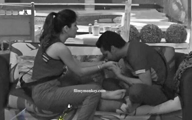 Not much in the day, but in the late hours the two were seen hugging, massaging and even kissing on cheeks and hands.