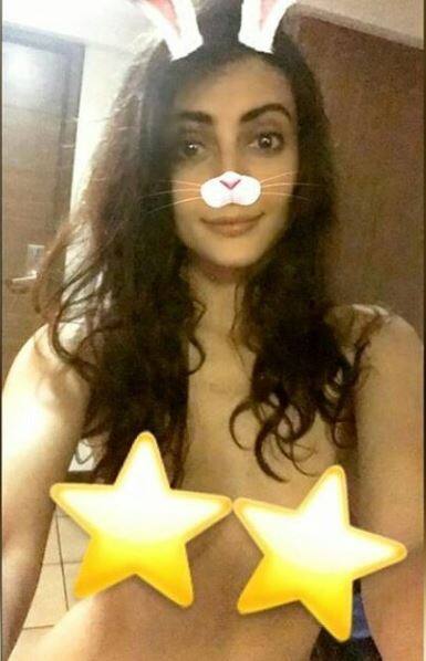 And now the Bigg Boss, season 9 runner-up is again hitting the headlines as she posted a topless picture on her Instagram story. Mandana covered hers breasts with two filters. 