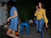 IN PICS: Sridevi’s daughters Jhanvi and Khushi look stunning in their stylish attires as they step out for dinner!