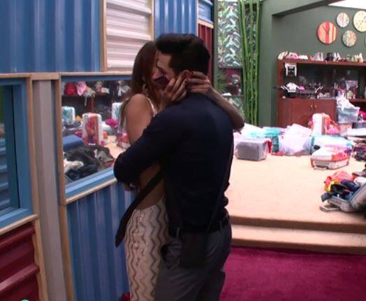 Priyank Sharma & Benafsha's closeness also raised many eyebrows. (Photo: Colors)