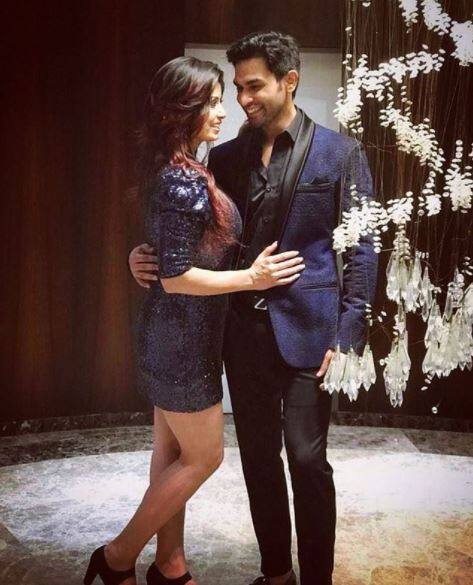 All kicked for the wedding, the actor has now shared a cute picture from his pre-wedding shoot on his social media account. (Photo: Instagram)