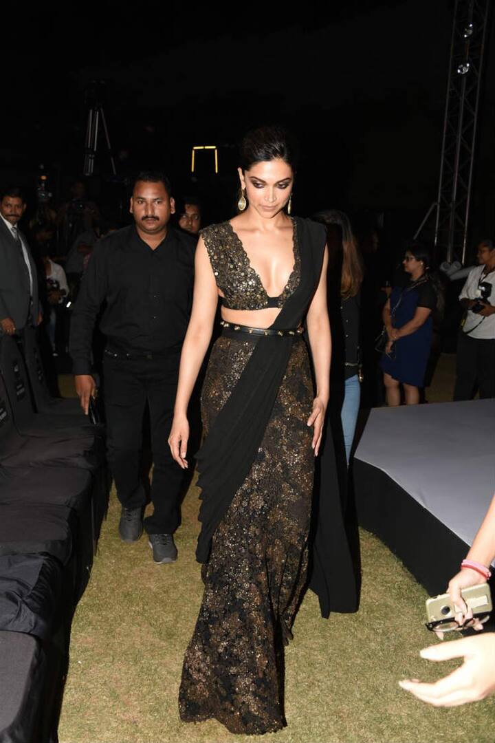 Deepika made head turns as she was looking absolutely gorgeous in black. (Photo: Manav Manglani)