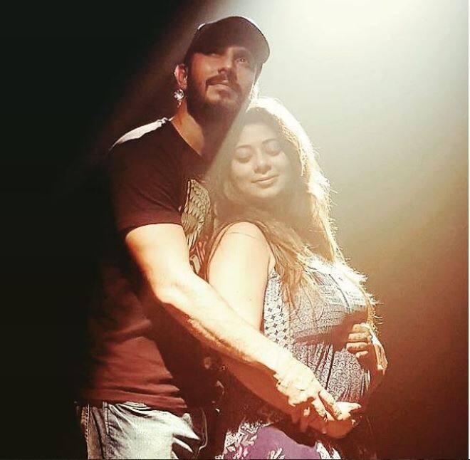 Last seen in 'Y.A.R.O Ka Tashan', the actress who also appeared in small roles in popular shows like 'Kumkum' and 'Saathiya' is expecting her baby in November with actor hubby Ajay Sharma.