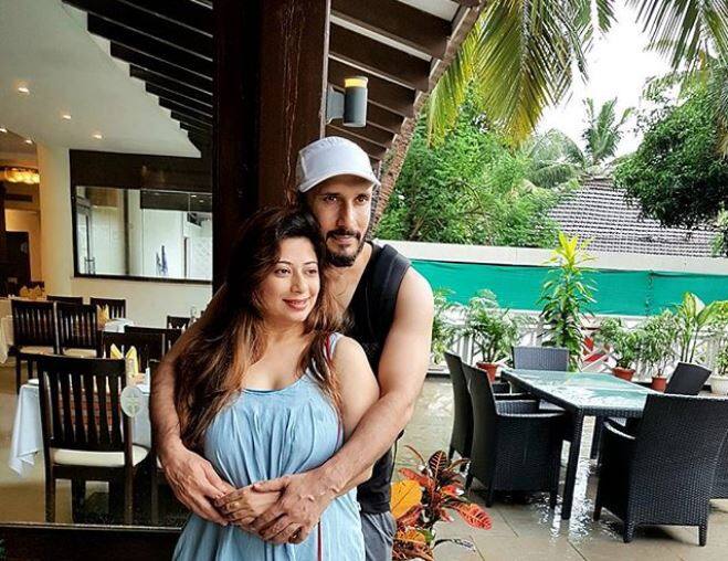 Ajay and Malini in Goa trip when she was 5 months pregnant. (Photo: Instagram)