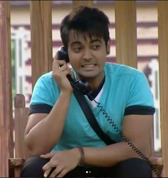 We saw in the Tuesday episode how Luv was given a chance like other housemates to save himself from the nominations if he could convince Hina to destroy her loving toy that she always carry with herself.