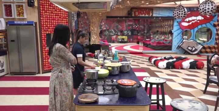 When Arshi's beau saw her in that condition, he slapped her very hard and said, “tu sokar aa rahi hai wahaan surgery department se (Did you sleep with someone in the surgery department).” After this revelation, a shocked Shilpa asked her if if she didn’t slap him back. (Photo: Colors)