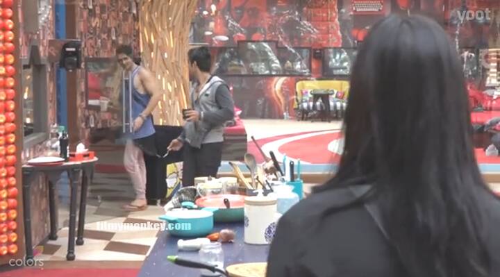 And here's the whole story. While Hina was busy in the kitchen a while ago, Priyank had a nasty plan in his mind and took Luv to the luggage area.