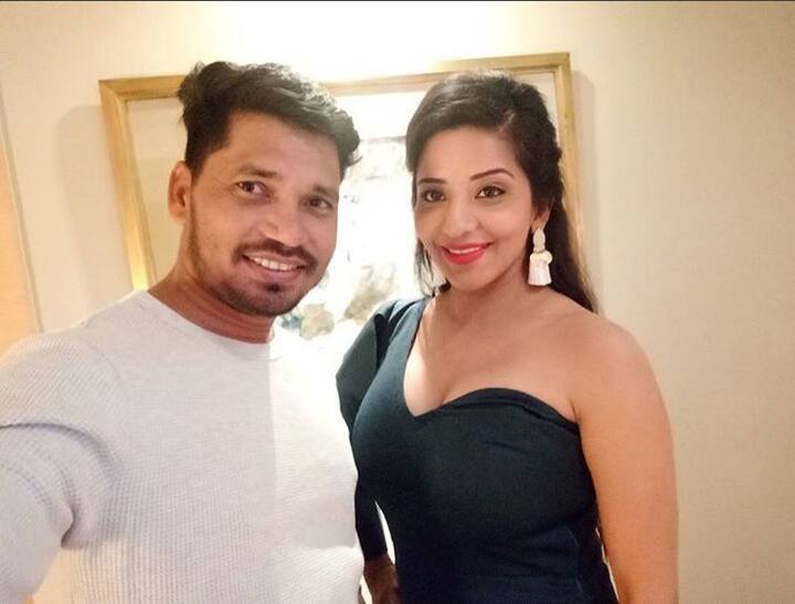 Mona with another actor-friend Pravesh Lal who wrote with the pic -